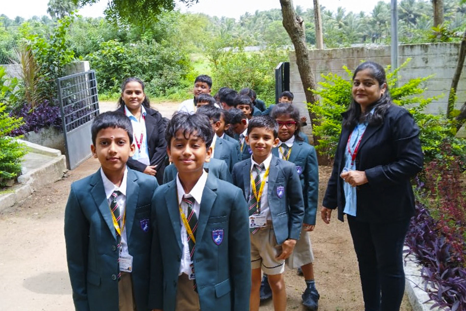 IB PYP3 Visits the Humane Animal Society