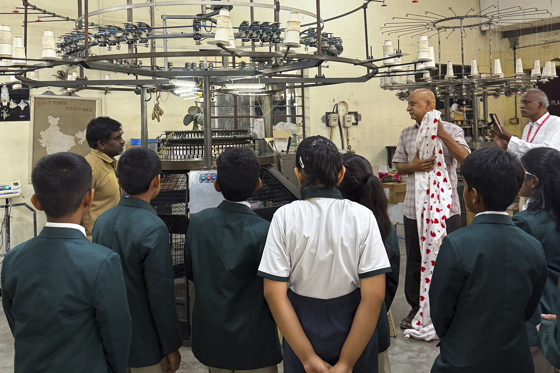 From Threads to Textiles: Exploring Economic Activities at SITRA
